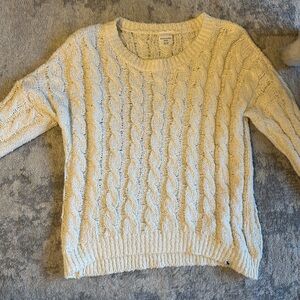 Abercrombie kids size 13-14 cream sweater